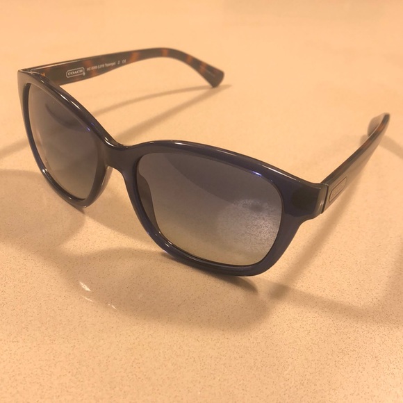 COACH sunglasses - Picture 1 of 6